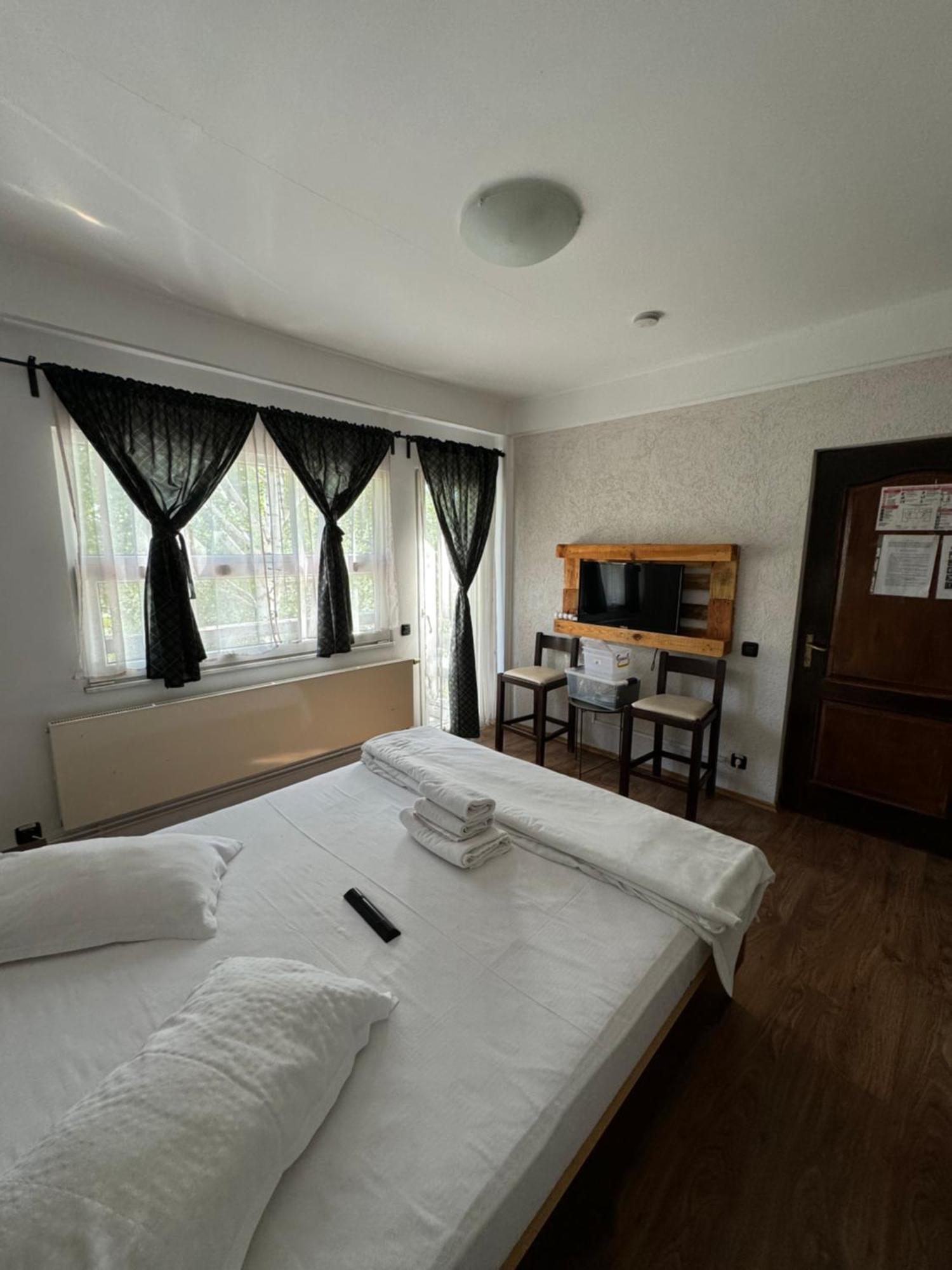 Hotel Casa David Buşteni Exteriér fotografie